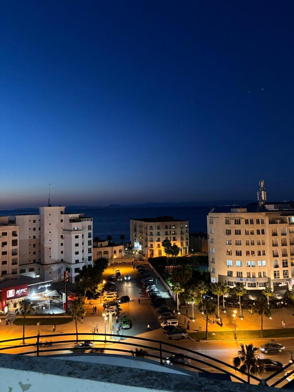 Tuli Pe Sty * Tanger
