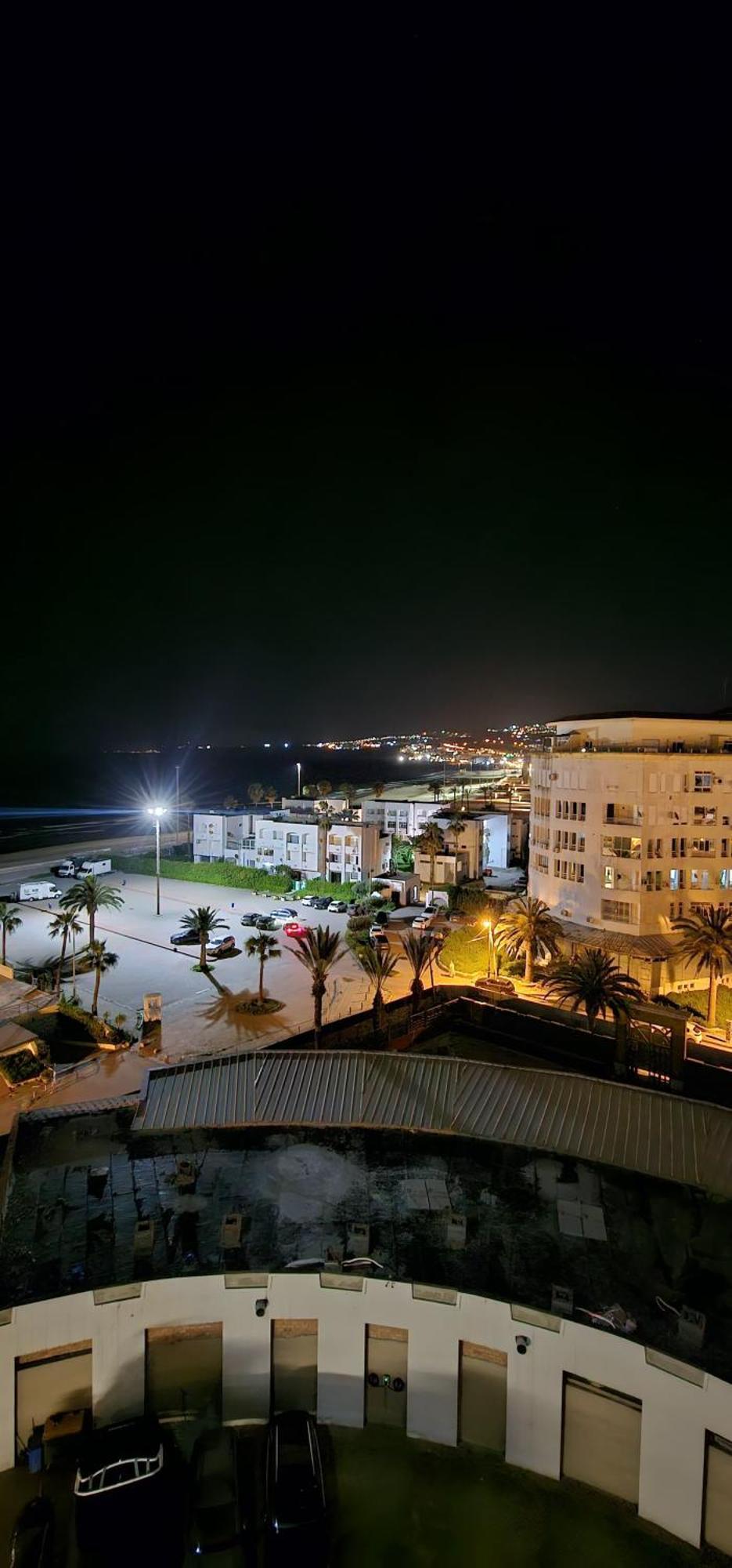 Tuli Pe Sty * Tanger